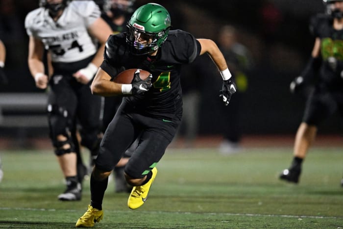 a West Linn Tualatin football Oregon October 5 2023 Leon Neuschwander 17